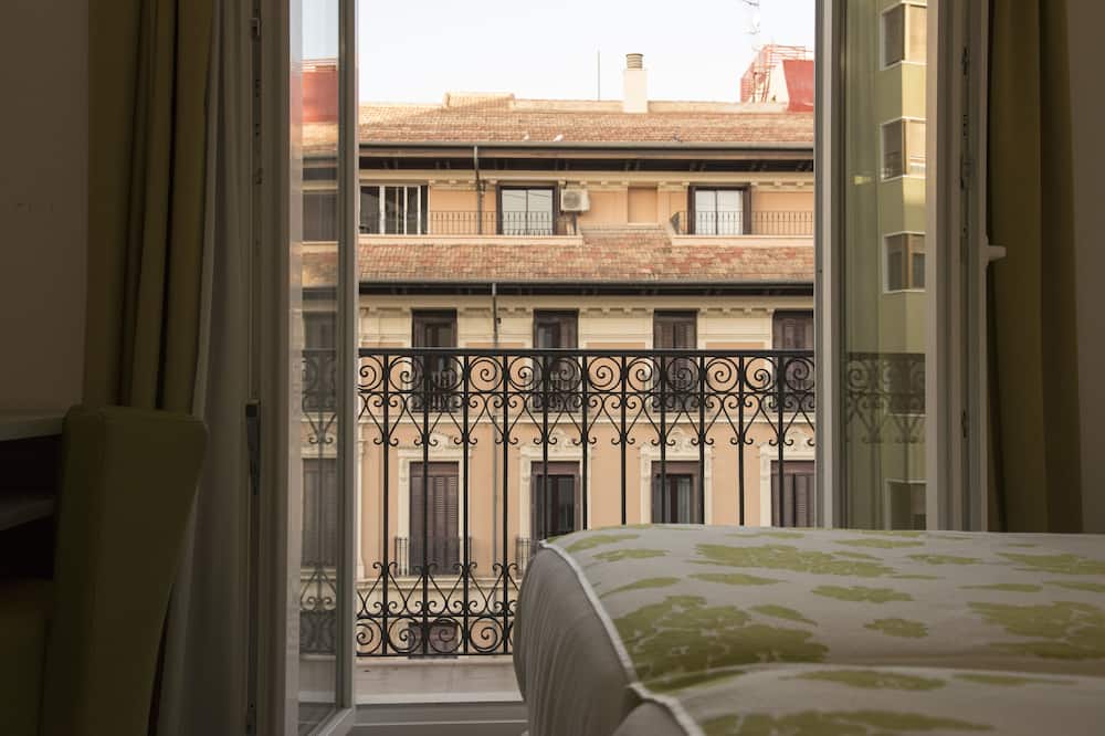 ""ランブラ アリカンテ コンタクトレス"","2 写真