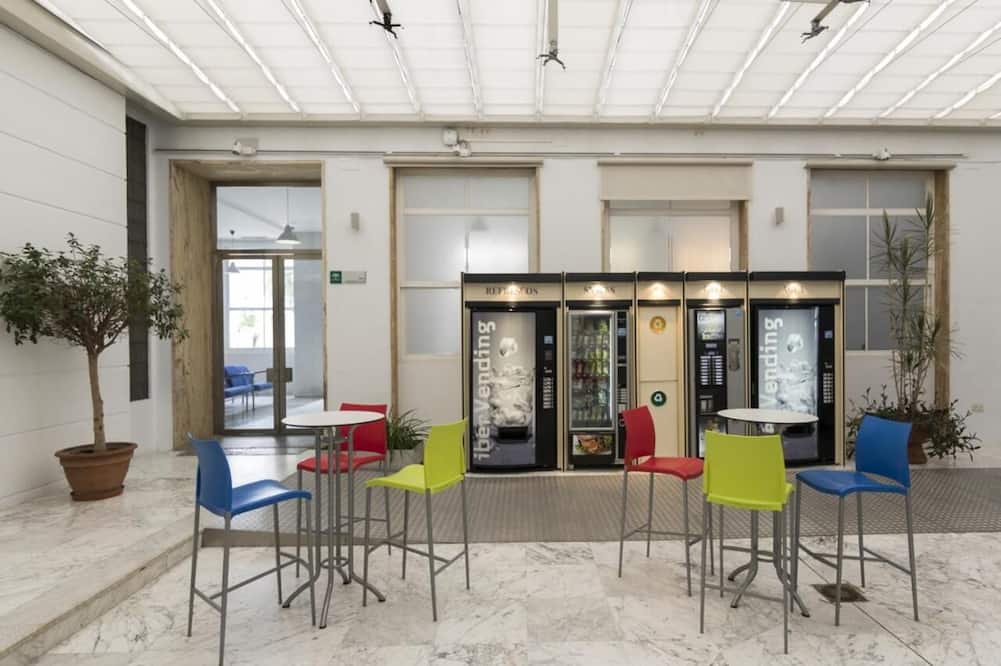 アルベルジェ イントゥルホーベン コルドバ ホステル 写真