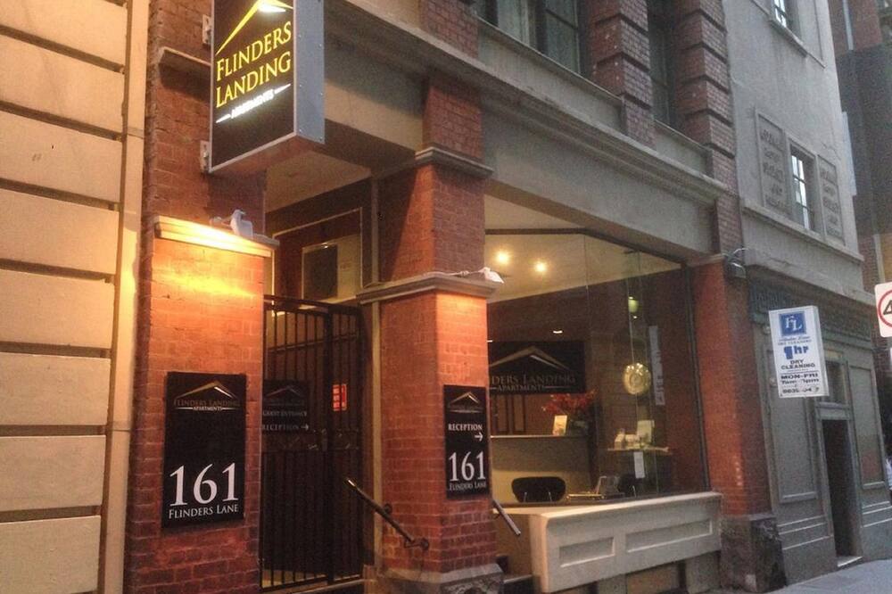 フリンダーズ ランディング アパートメンツ 写真