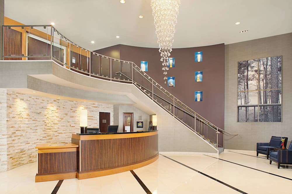 Courtyard by Marriott Montvale 写真