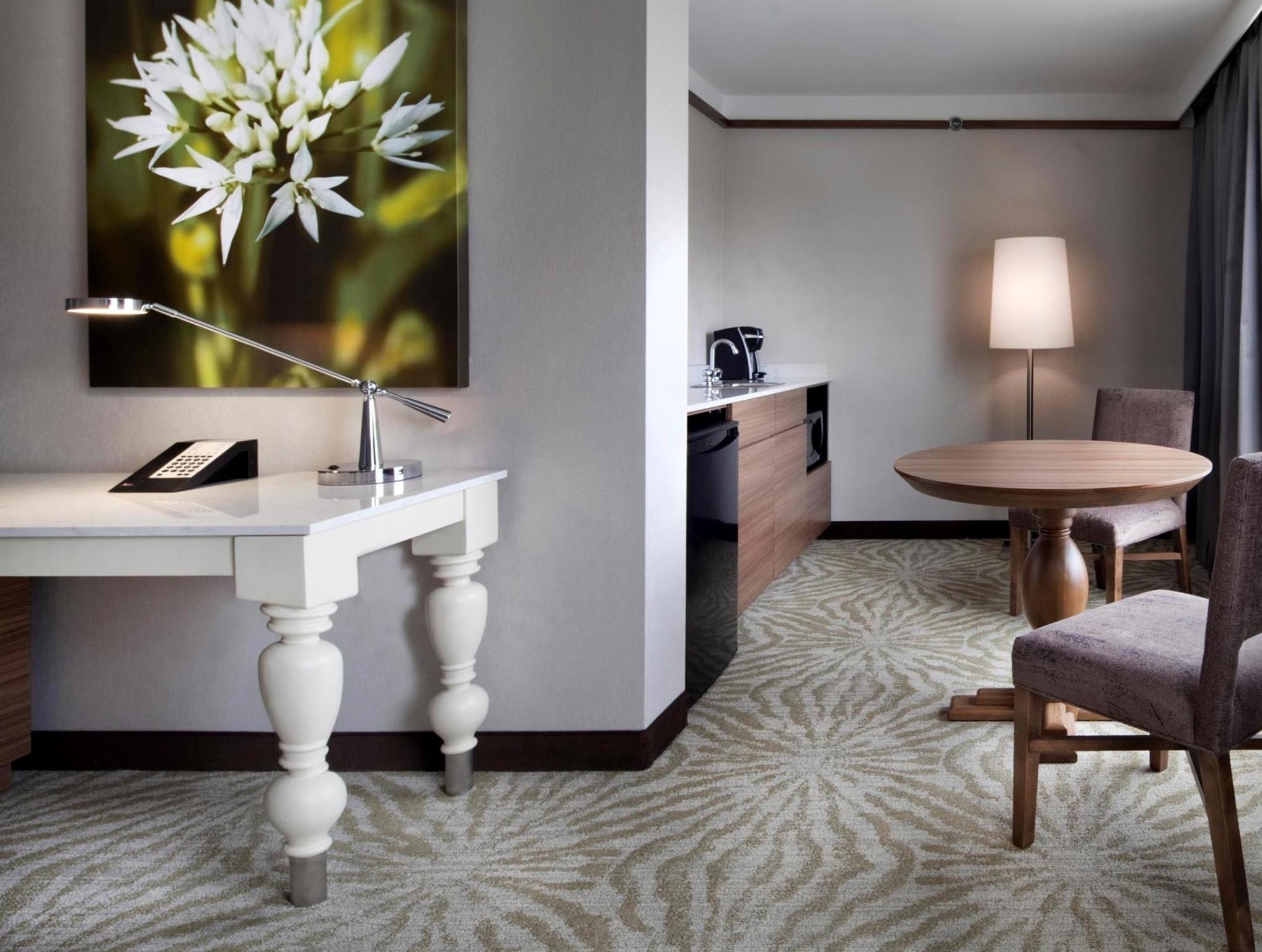 ヒルトン ガーデン イン モントレアル エアポート 写真