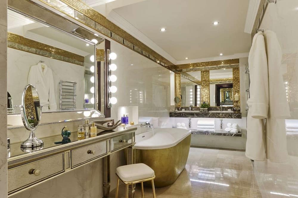 ヘイフィールド マナー 写真