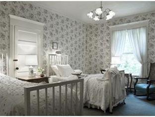 ザ レッド ライオン イン 写真