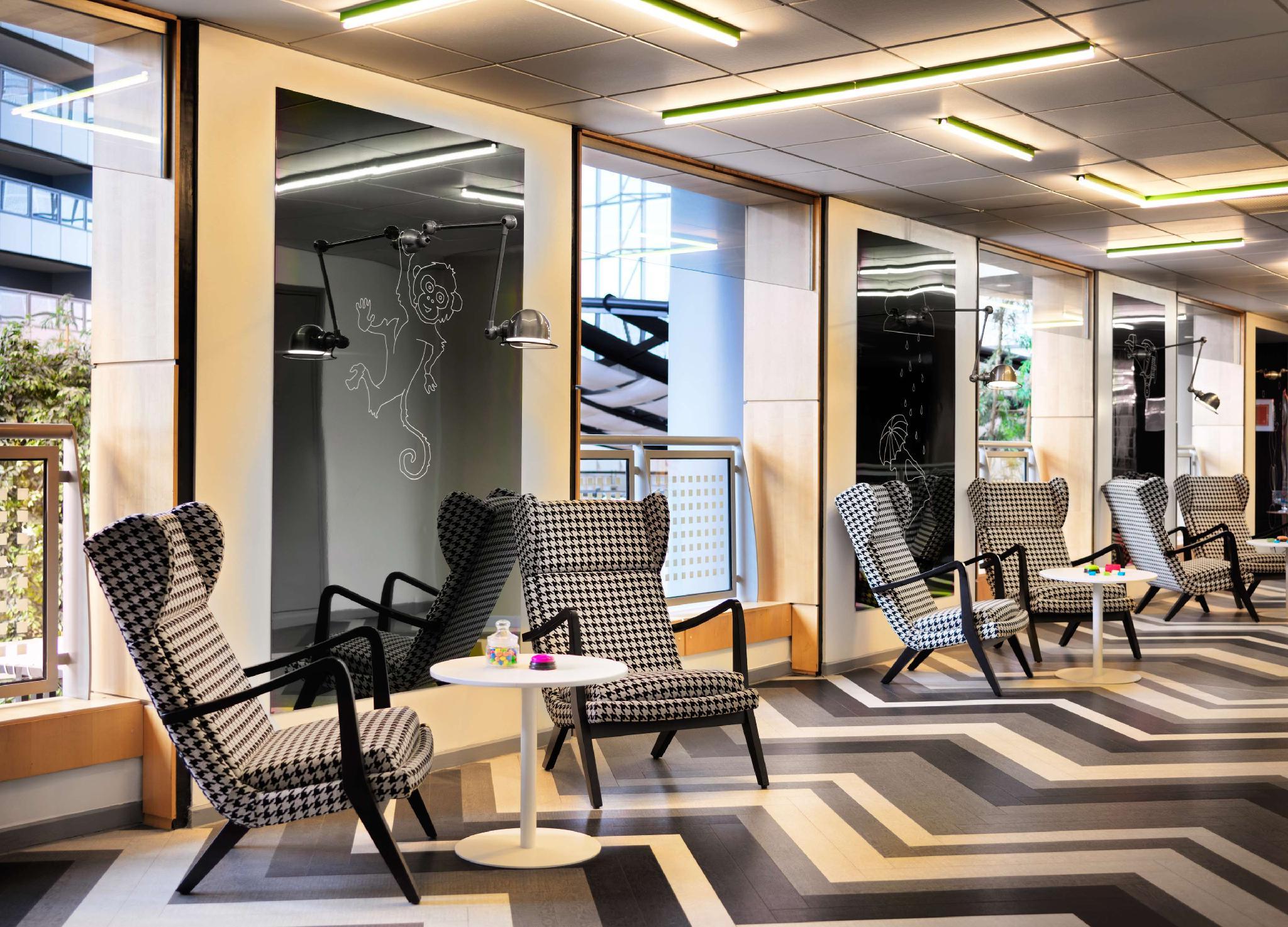 ハイアット リージェンシー パリ シャルル ド ゴール 写真