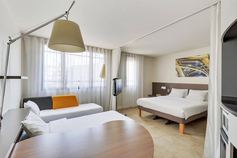 ノボテル スイート パリ モントルイユ ヴァンセンヌ 写真