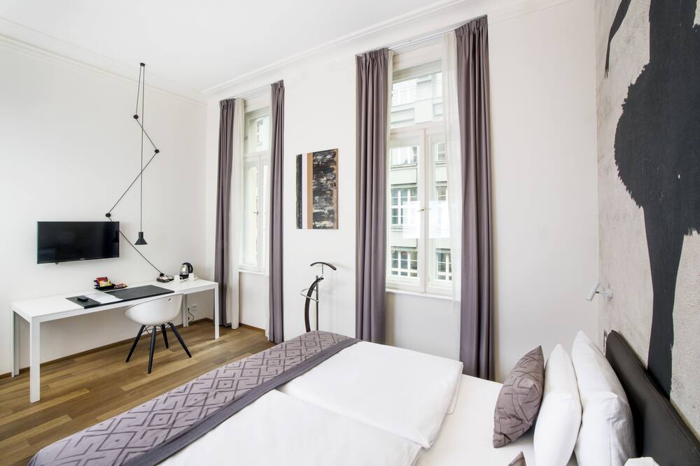 ホテル ゴールデン クラウン 写真