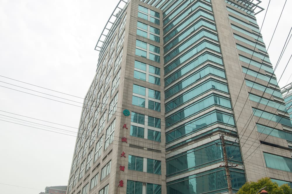 ティアン チェン ホテル ジン ジャン 写真