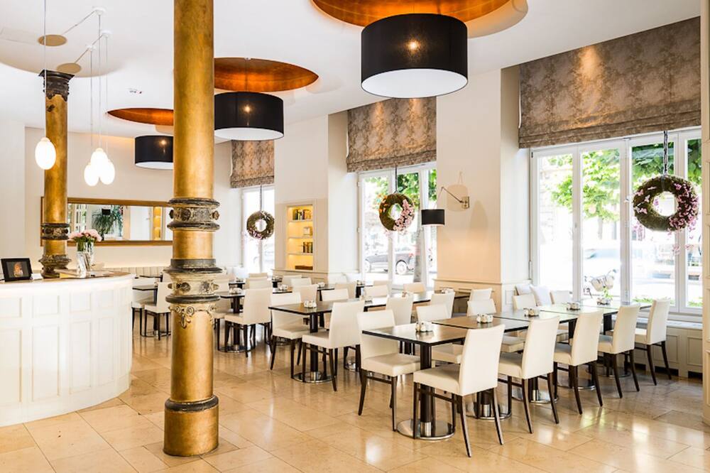 ザ ハイデルベルク エクツェレンツ ホテル 写真