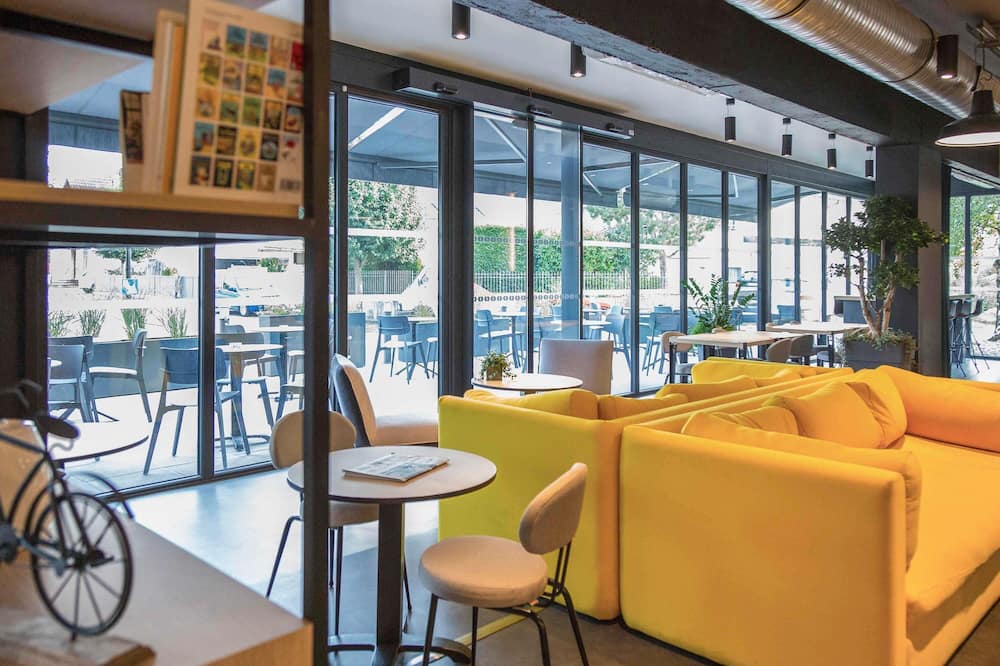 イビス スタイルズ バーゼル-ミュルーズ エアポート 写真