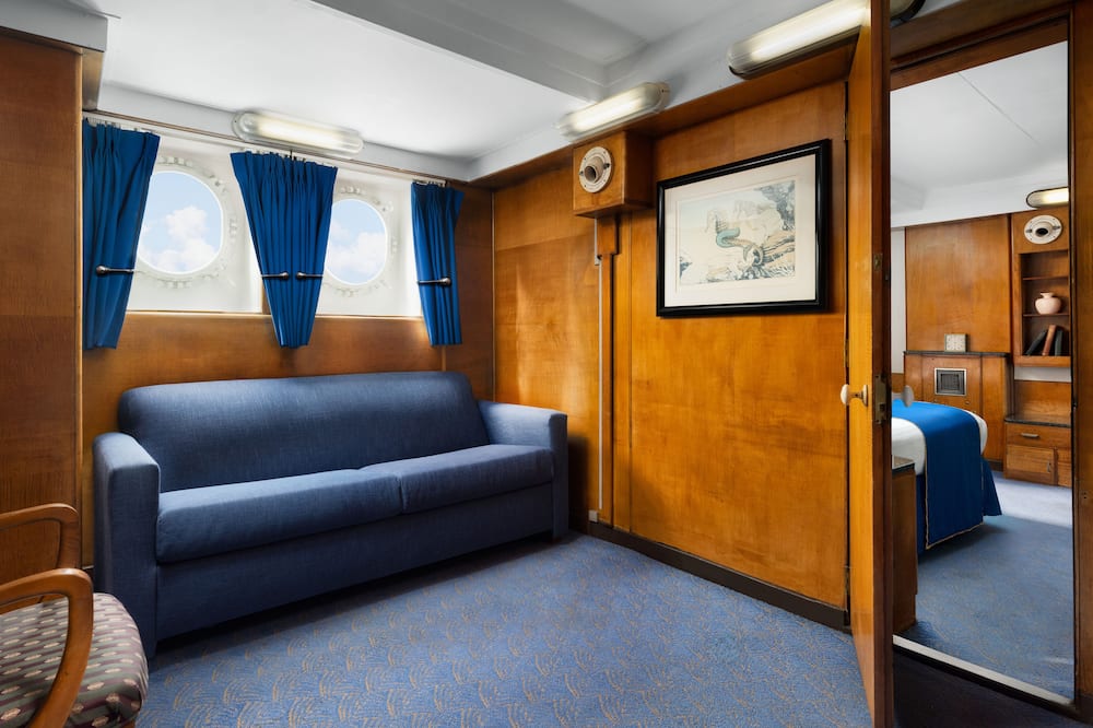 ザ クイーン メリー ホテル 写真