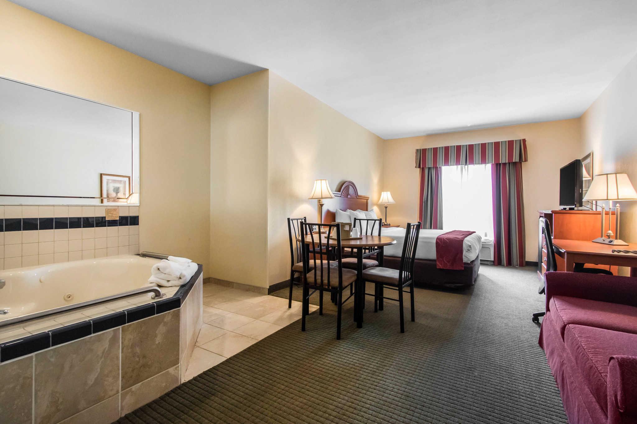 コンフォート スイーツ マウント バーノン 写真