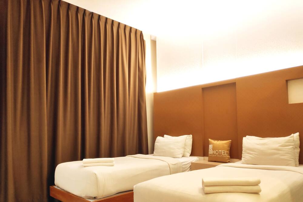 オーエス ホテル エアポート バタム 写真