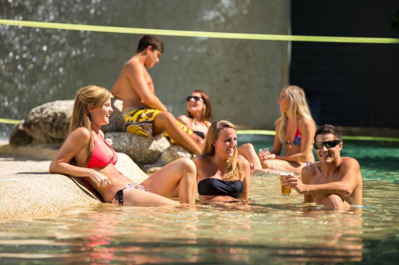 ギリガンズ ホテル&リゾート 写真