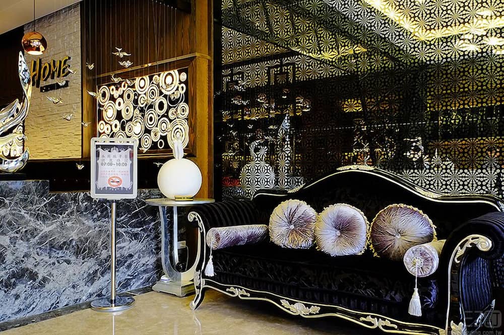 グローバル トラベル ホテル 写真