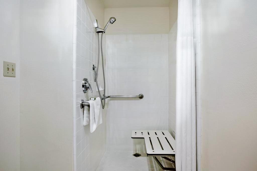 シュアステイ ホテル バイ ベストウェスタン サンタ モニカ 写真