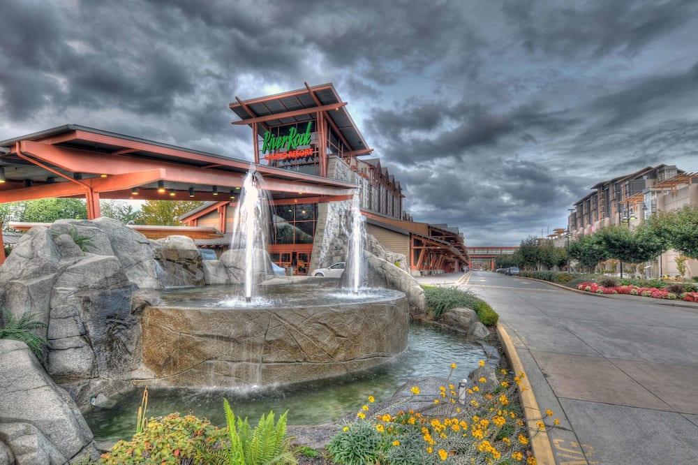 リバー ロック カジノ リゾート & ザ ホテル 写真