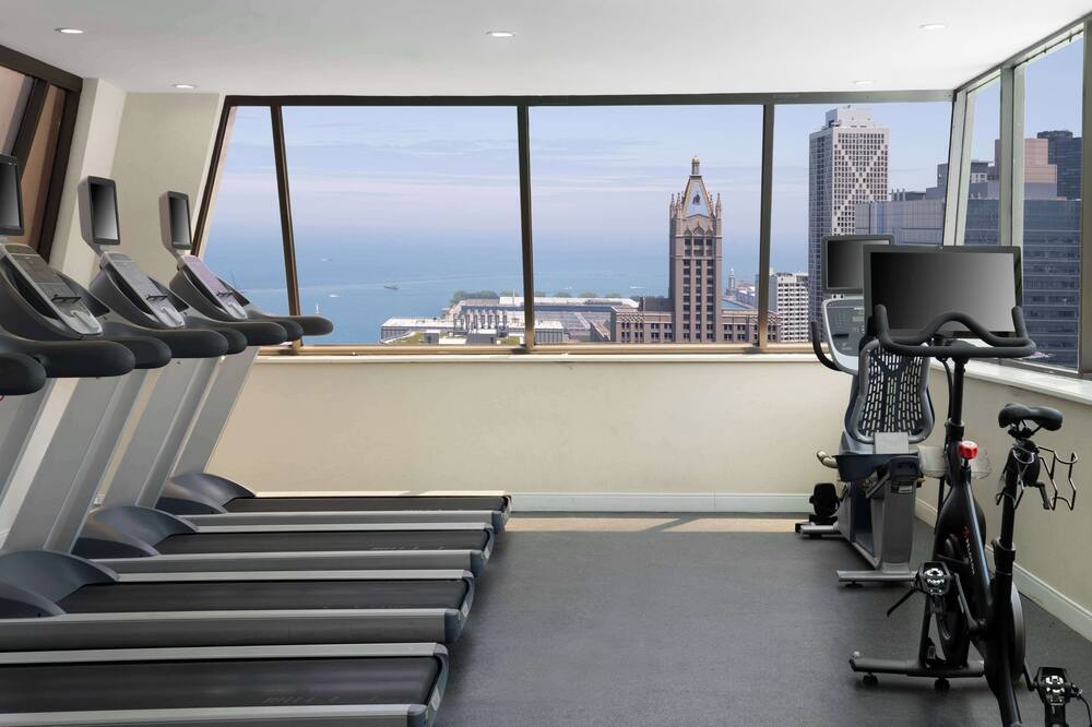 ハンプトン イン シカゴ ダウンタウン マグニフィセント マイル 写真