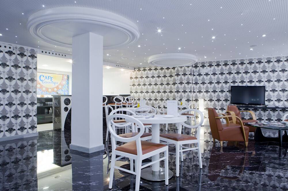 La Boutique Puerta Osario 写真