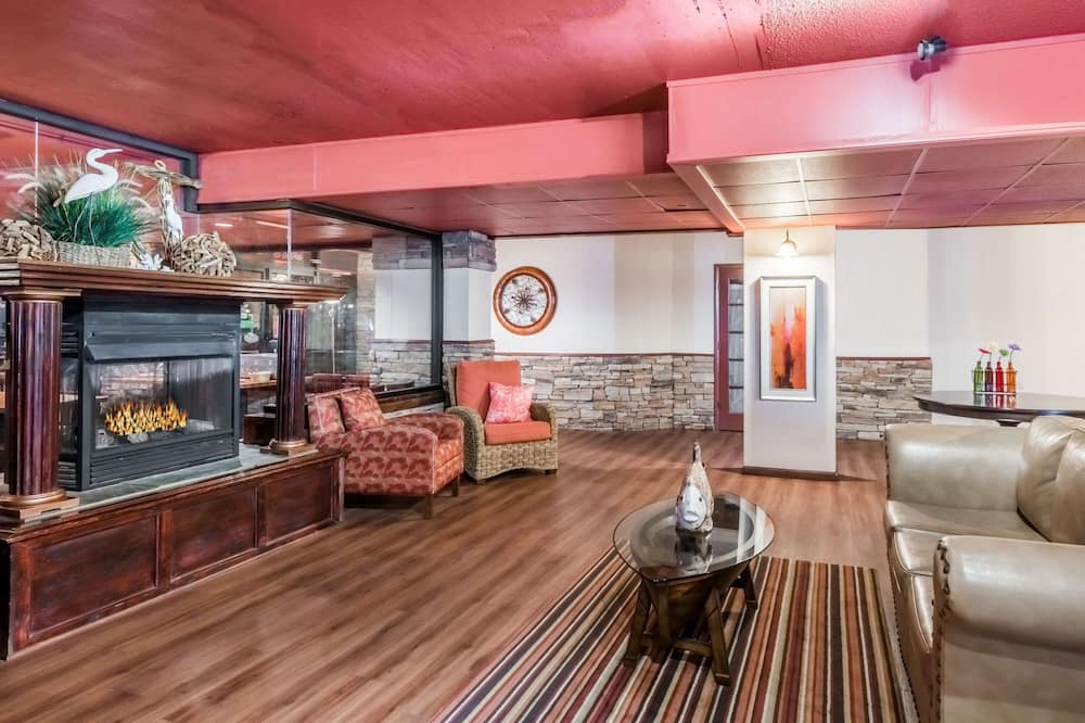 ハワード ジョンソン プラザ ホテル バイ ウィンダム オーシャン シティ オーシャンフロント 写真