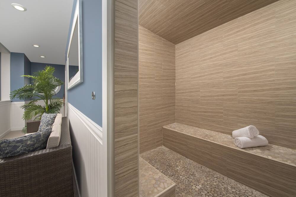 ザ アベニュー イン アンド スパ 写真