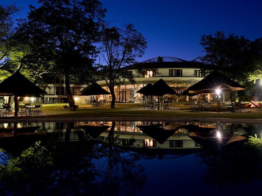 ワンゲ サファリ ロッジ 写真