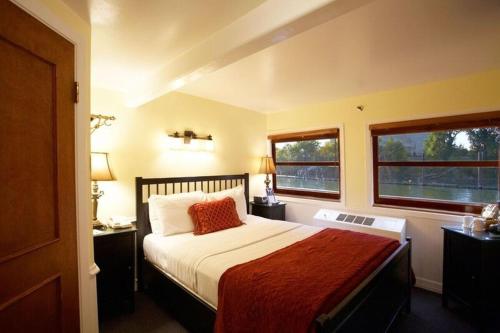 デルタ キング ホテル 写真