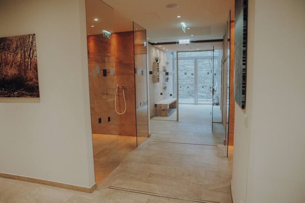 イティ アルペンホテル カイザーフェルス 写真