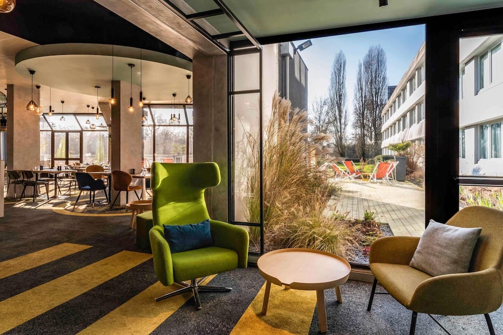 ノボテル ル マン 写真