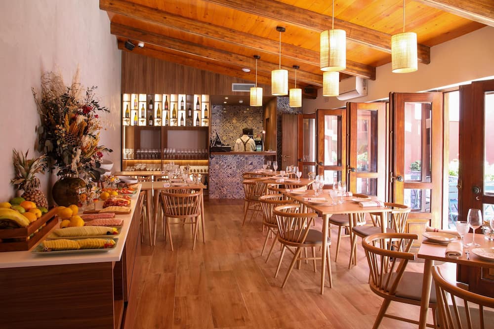 ホテル ヴィンチ アルファマ 写真