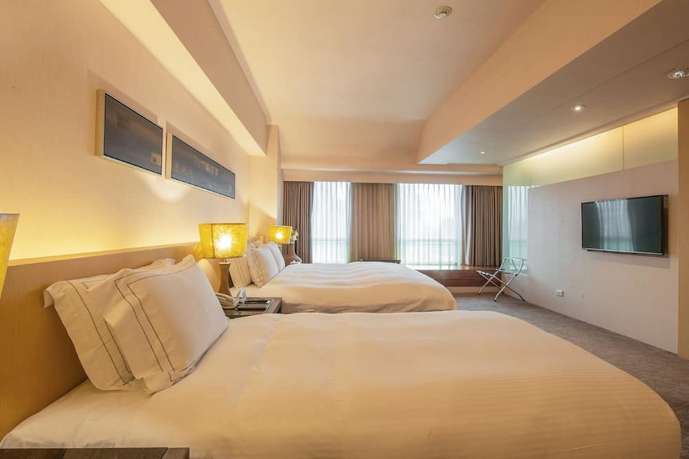 テンパス ホテル 写真