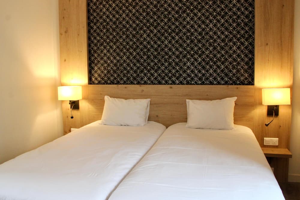 キリヤード ヴァンヌ サントル ヴィル 写真