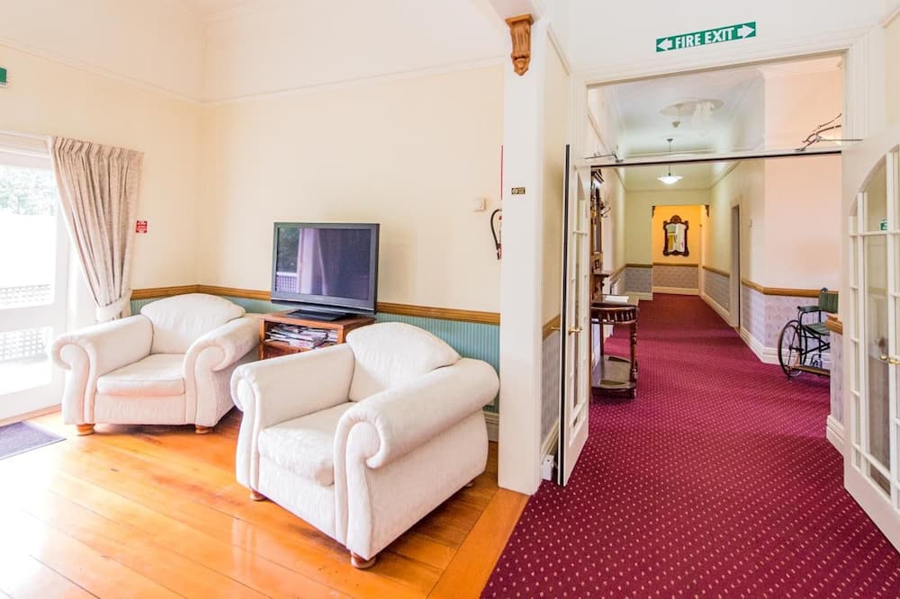 ザ ラトランド アームズ イン 写真