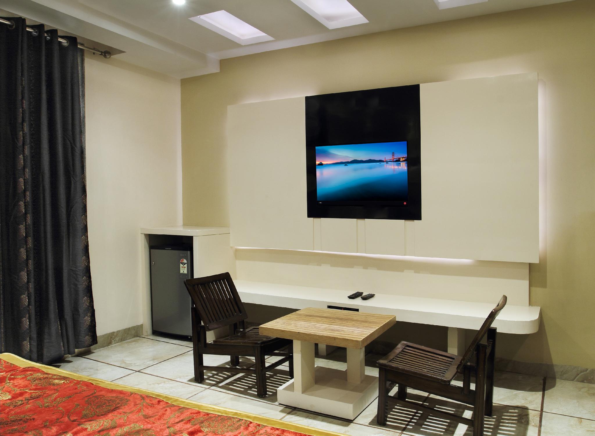 ハリ ピオルコ イン エクスプレス アット ニューデリー レイルウェイ ステーション 写真