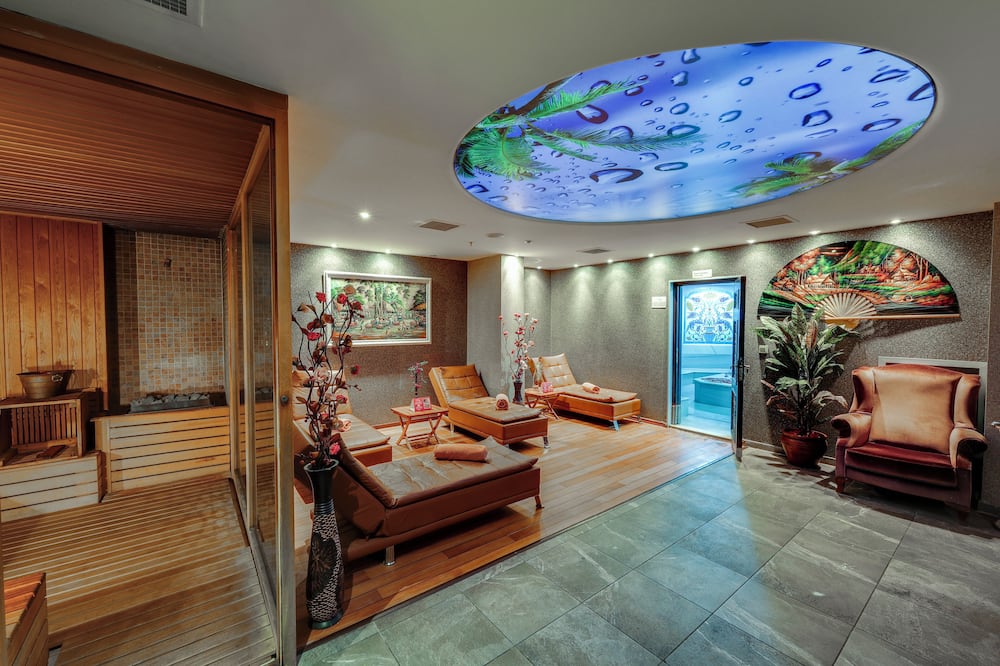 ラマダ バイ ウィンダム イスタンブール オールド シティ 写真