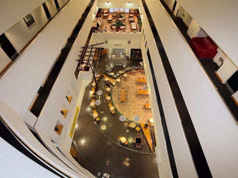 リッジス ダーウィン セントラル 写真