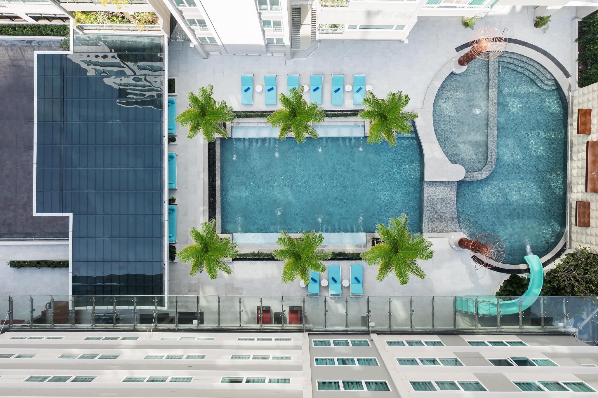 ノボテル リビング バンコク スクンビット レガシー 写真