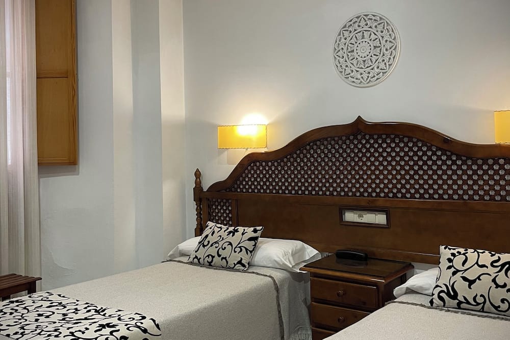 ロス オメヤス ホテル 写真