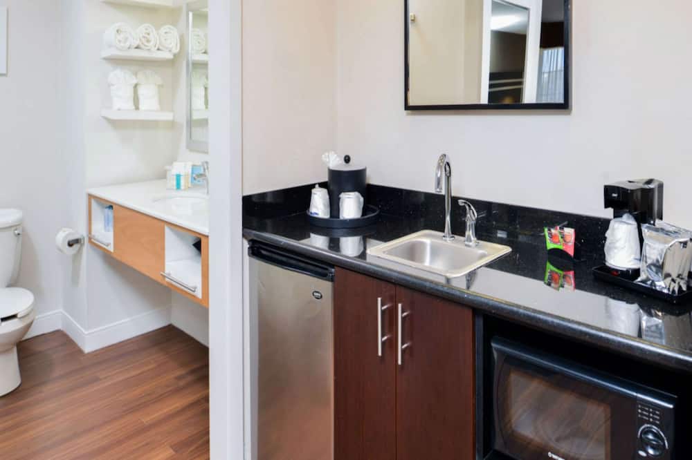 ハンプトン イン ＆ スイーツ サンフランシスコ バーリンゲーム エアポート サウス 写真