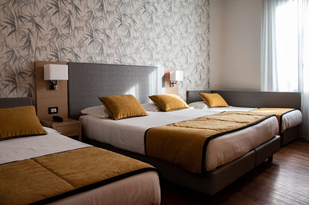 Hotel Accademia 写真