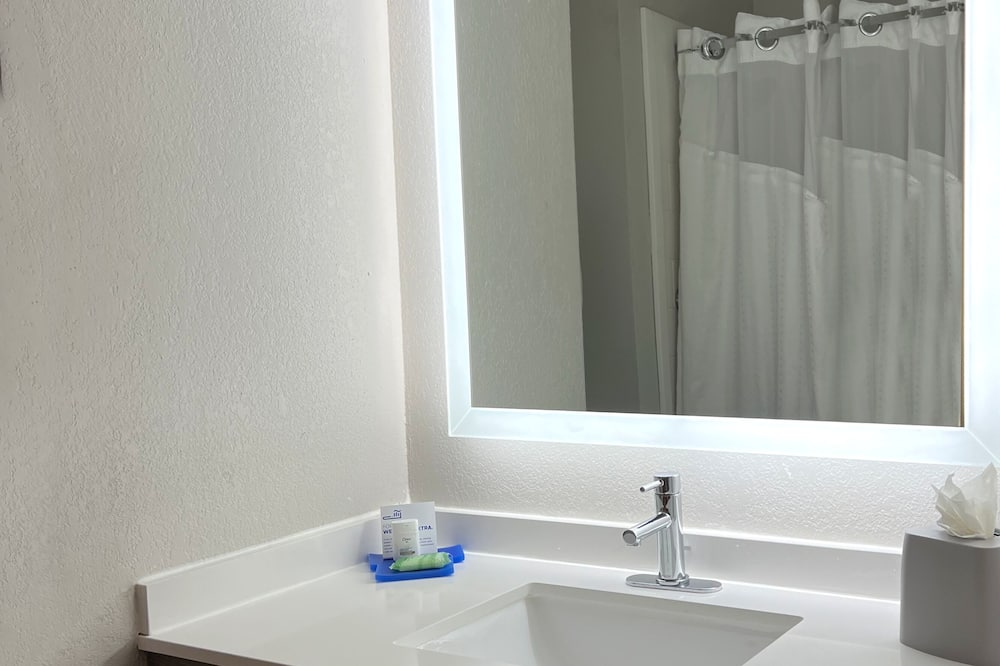 ホリデイ イン エクスプレス & スイーツ ウォーキガン by IHG 写真