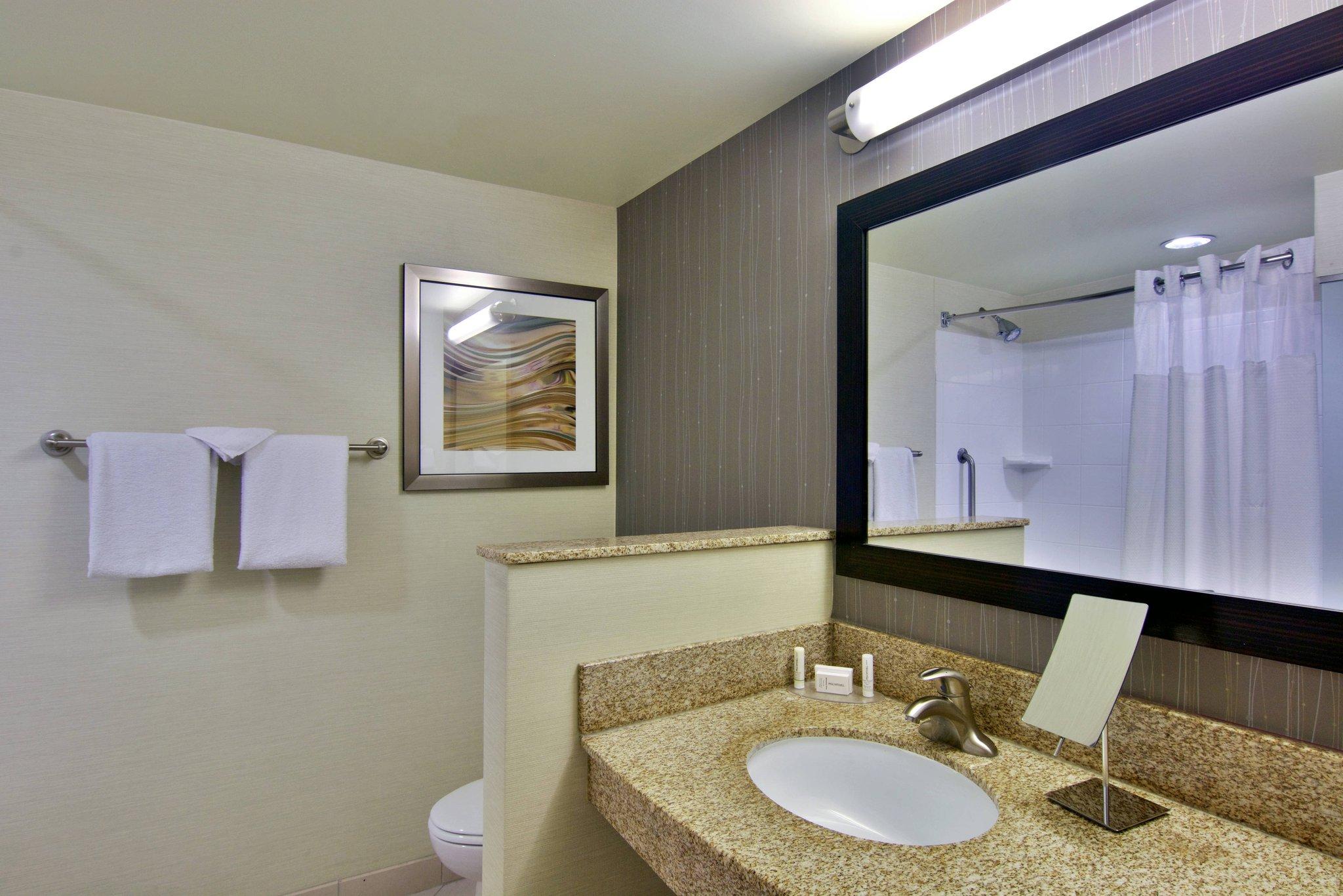 Courtyard by Marriott Clarksville 写真