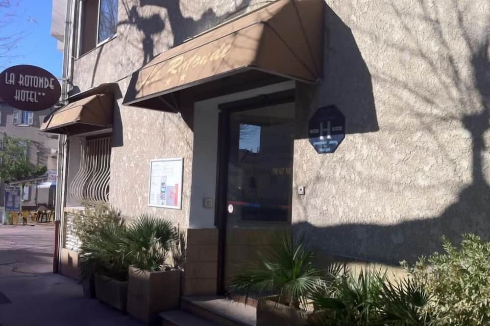 オテル ラ ロトンド 写真