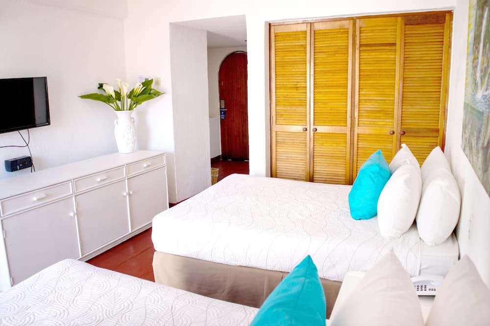 Marina Hotel & Resort 写真