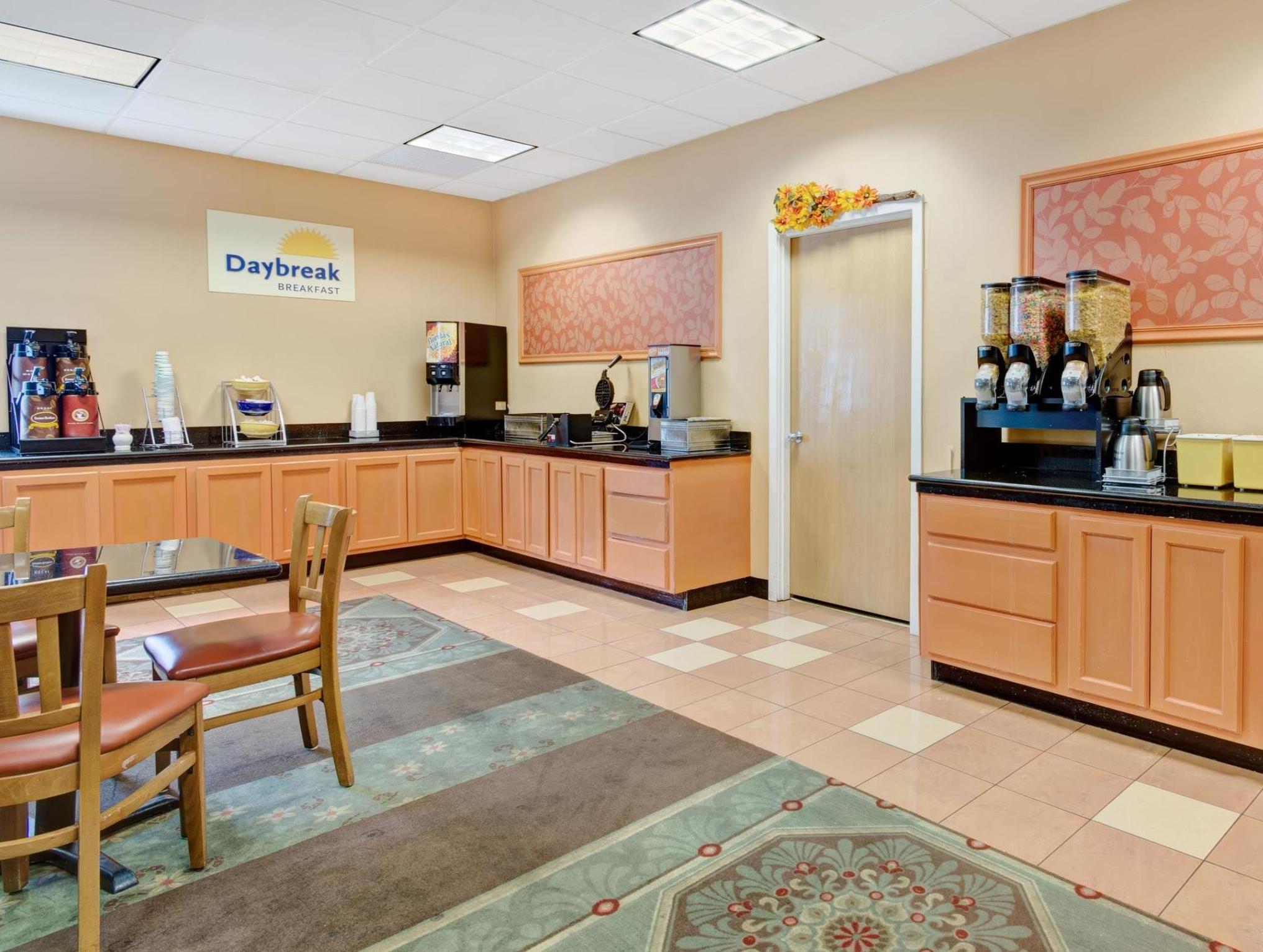 デイズ ホテル&カンファレンス センター バイ ウィンダム マスーアン MA 写真