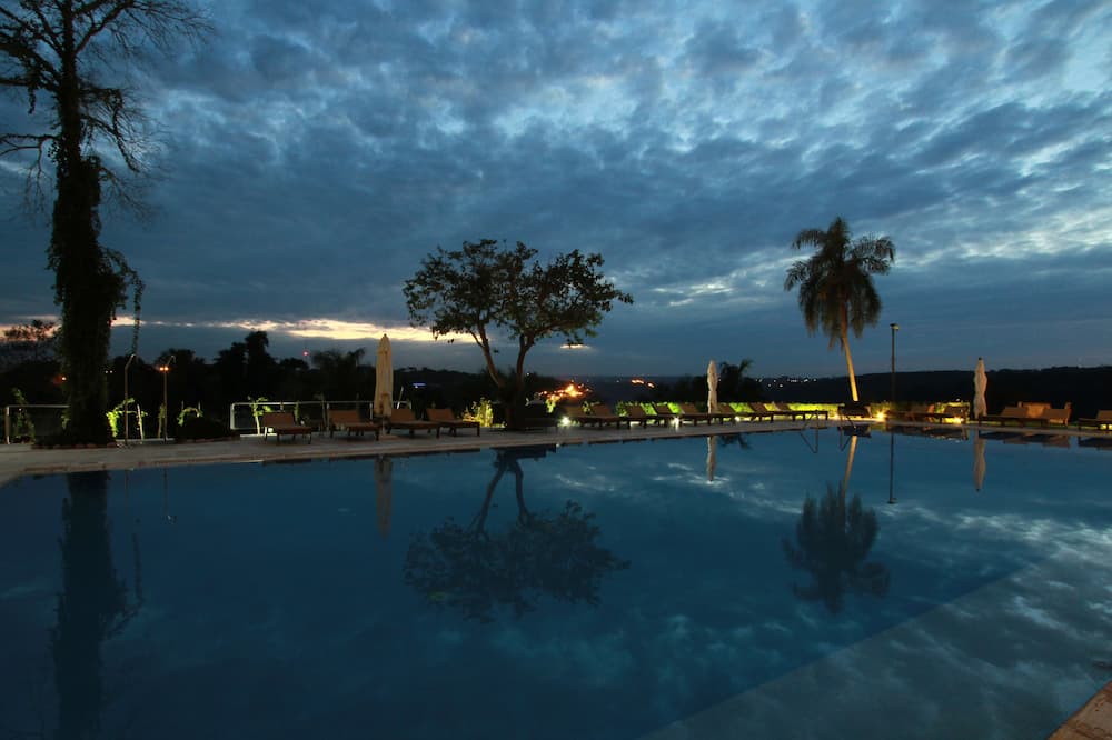 パノラマ グランド イグアス 写真