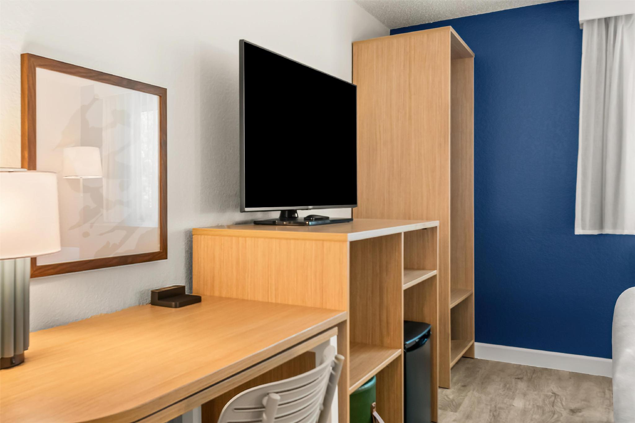 Spark by Hilton Eden Prairie 写真