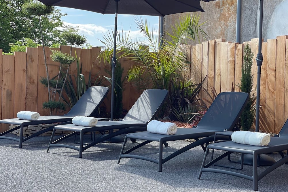 Logis Hôtel-Restaurant Au Vieux Morvan, au cœur de la Bourgogne, Piscine & Spa, Hôtel Climatisé 写真