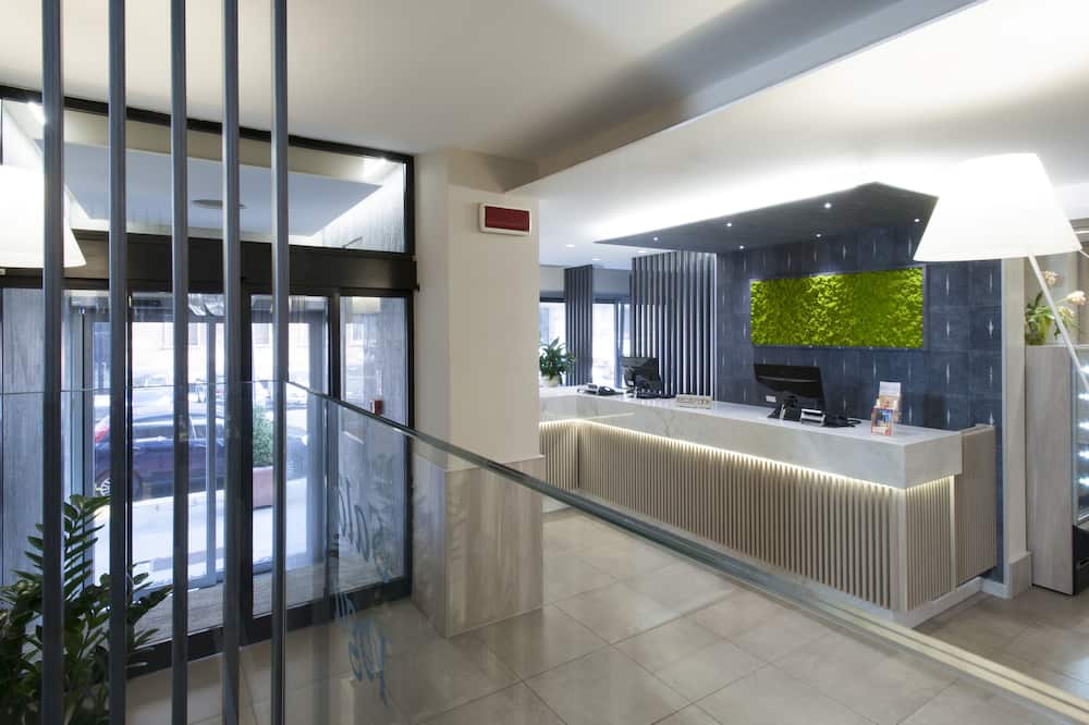 ホテル ガンマ 写真