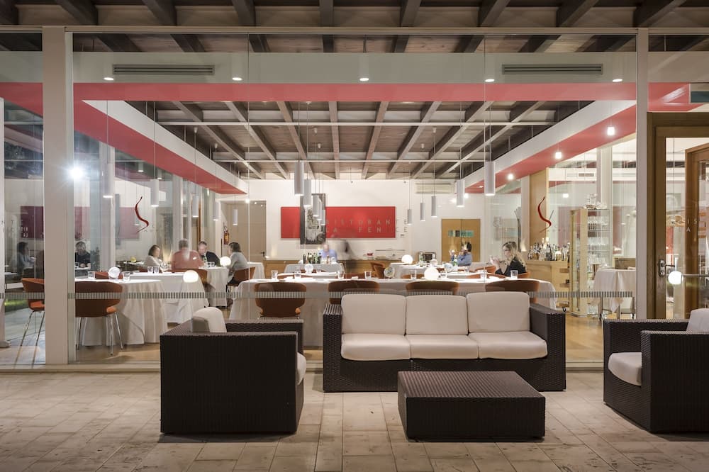 ホテル ヴィラ カルロッタ 写真