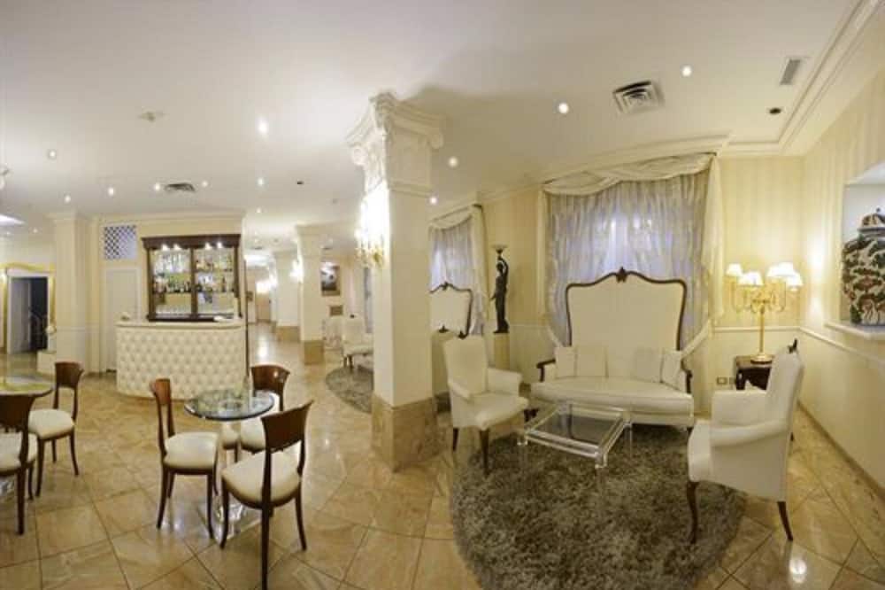 ヅァンホテル トレ ヴェッチ 写真